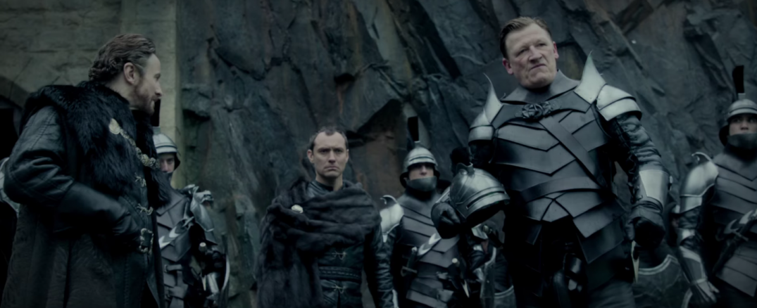 King Arthur Legend of the Sword Movie Image Jude Law 
